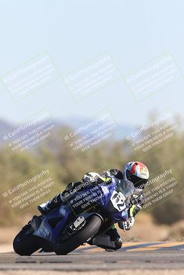 media/Nov-02-2025-CVMA (Sun) [[337aff29ab]]/Race 8-Formula Lightweight Twins Shootout/